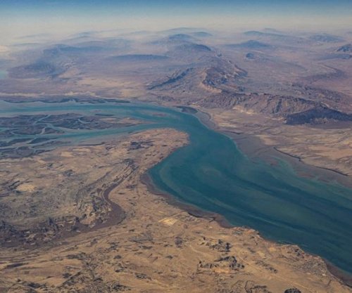 Irani sulmon një tjetër anije në Ngushticën e Hormuzit