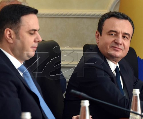 Kurti u dërgon ftesa për takim liderëve të partive politike