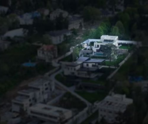 Qindra metra katrorë dhe punime pa leje: Çfarë po ndërtohet në pronën e Radoiçiqit në Beograd?