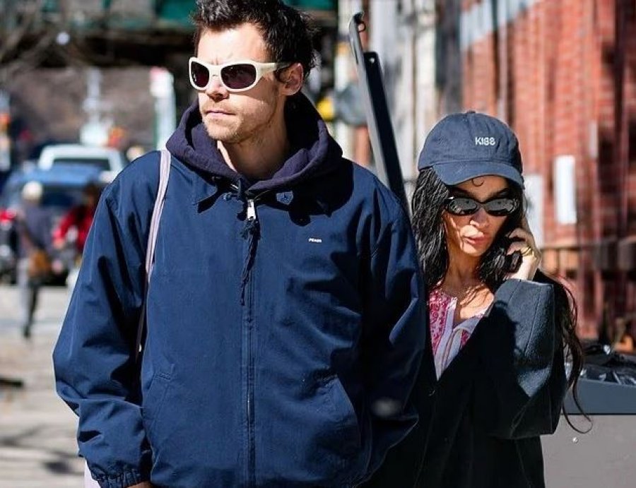 Harry Styles dhe Zoe Kravitz fejohen pas tetë muajsh lidhje, burimet zbulojnë romancën serioze