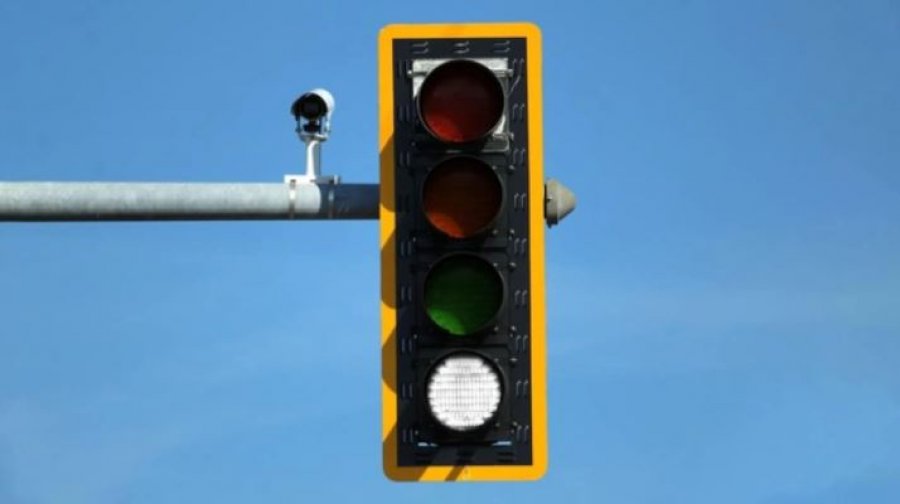  A e dini se ngjyra e katërt po vjen në semaforët e rrugëve të Evropës?