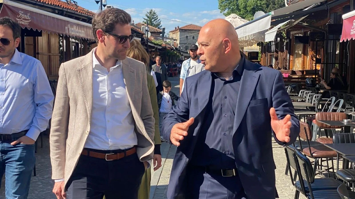 Zyrtari zviceran viziton Gjakovën, në fokus zhvillimi urban