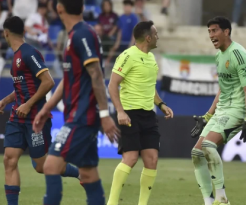 Sa mund të dënohet portieri i Zaragozës për grushtin që ia dha kundërshtarit?