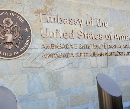 Kongresistët kërkojnë që ndërtesa e Ambasadës së SHBA-së në Kosovë të quhet Eliot Engel