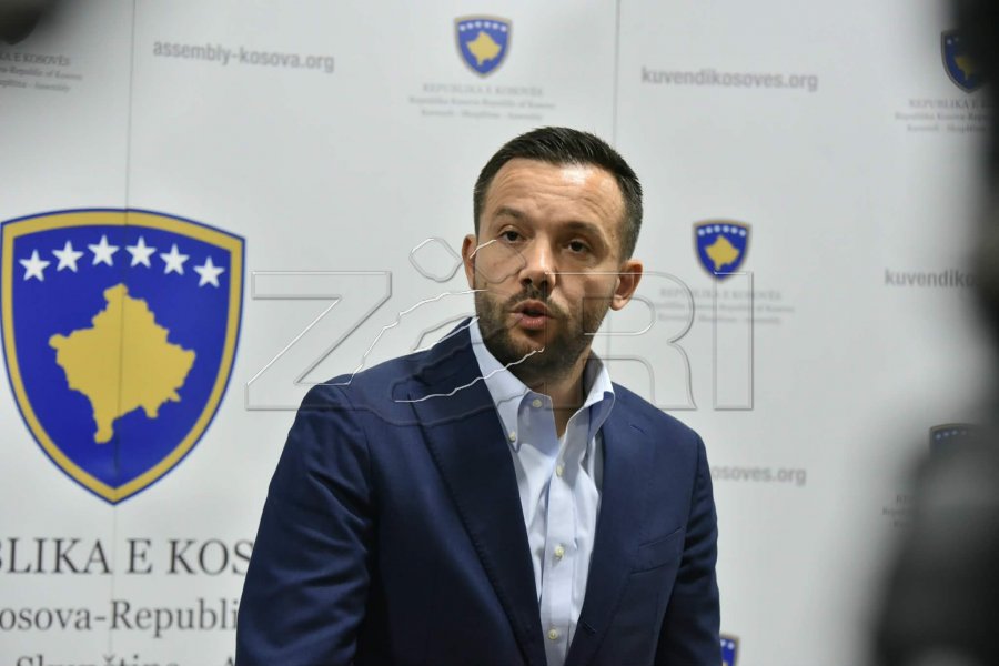 Tahiri: Veprimet e Kurtit po e rrezikojnë procesin kushtetues për zgjedhjen e presidentit