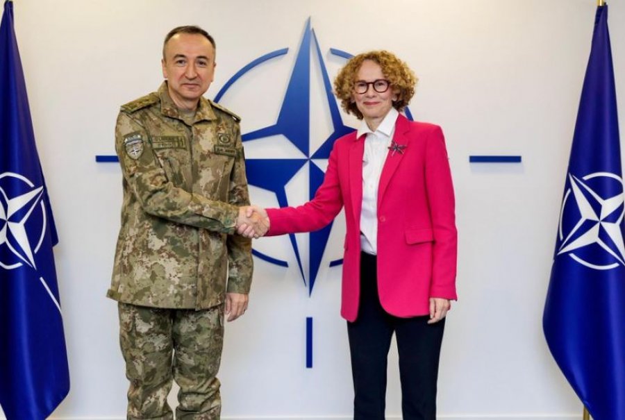 Shekerinska takim me Ulutashin në Bruksel: NATO-ja, e përkushtuar ndaj stabilitetit në Ballkanin Perëndimor