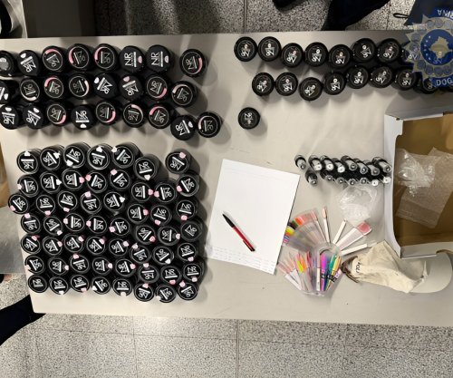 Zbulohet kontrabanda me mallra në Aeroportin e Prishtinës