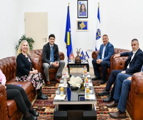 Hoxha takon ICITAP-in amerikan, diskutohet avancimi i Policisë së Kosovës