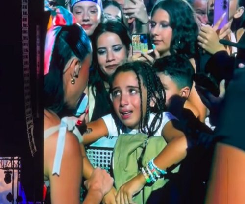 Momenti më emocionues, dhurata e Katy Perryt për fansen 10 vjeçare