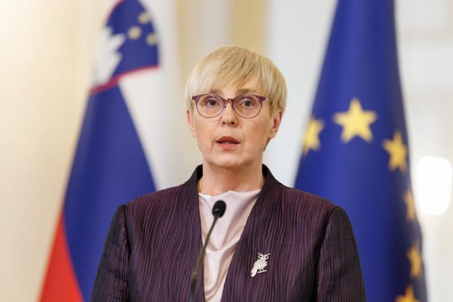 Presidentja e Sllovenisë pëson aksident rrugor, përfundon në spital