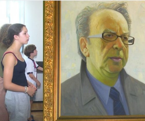 Fluks turistësh në shtëpitë e Kadaresë e Agollit, vizitorët francezë më të interesuarit për shkrimtarët