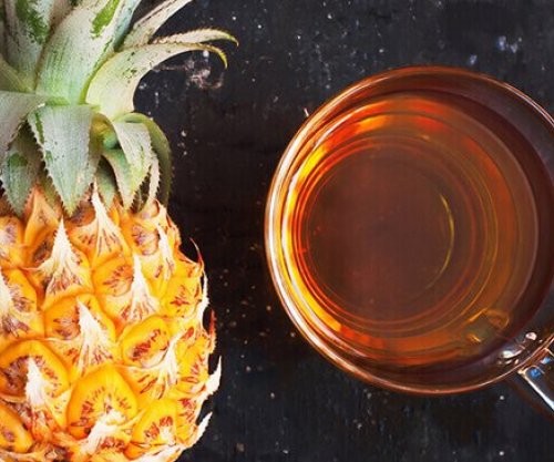 Çaji me ananas dhe kanellë me të cilin humbni peshë