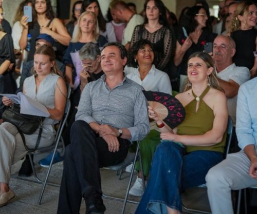 Bogujevci merr pjesë në hapjen e festivalit “As anej, as knej”
