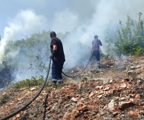 Shqipëri: 14 vatra zjarri në 10 orët e fundit, 7 mbeten ende aktive