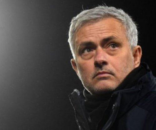 Mourinho i kënaqur me skuadrën, nuk planifikon përforcime në mesfushë