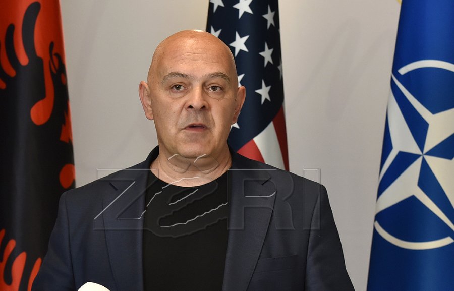 Ardian Gjini thërret konferencë për media, pas zhvillimeve në Kuvend