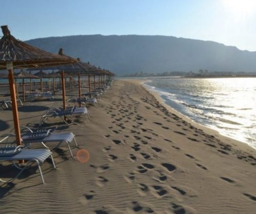 Këto janë disa nga ushqimet që nuk duhet t’i konsumoni kurrë në plazh