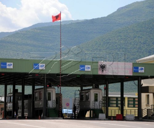 Fluksi i shtuar lëvizjesh në pikën kufitare të Morinës, në 12 orë regjistrohen mbi 41 mijë hyrje