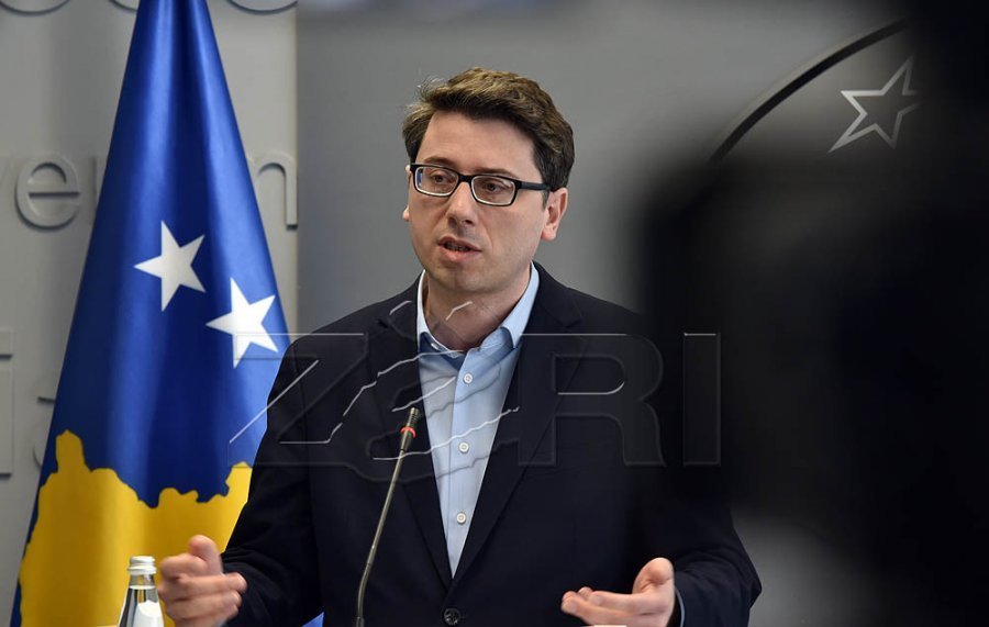 Murati përmend 30 ditët e vitit të kaluar, por nuk përgjigjet për aktvendimin e Kushtetueses