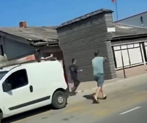 Prokuroria kërkon paraburgim për tre të dyshuarit për rrahjen dhe plagosjen me armë në Gjakovë