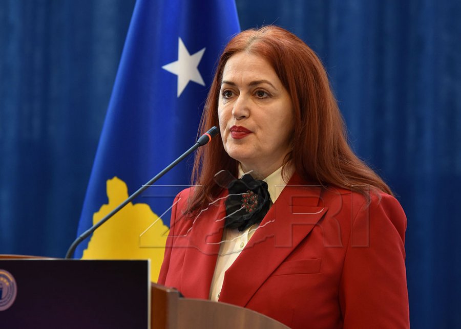 Hoxha: Kosova si ushtrimore e LVV-së për shembjen e shtetit, demokracia po shfuqizohet