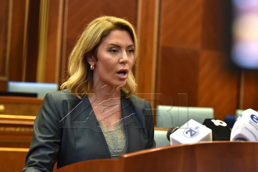 Deliu-Kodra: Kosova po rrezikon të shkojë në anarki, PDK-ja nuk do të rrijë duarkryq 