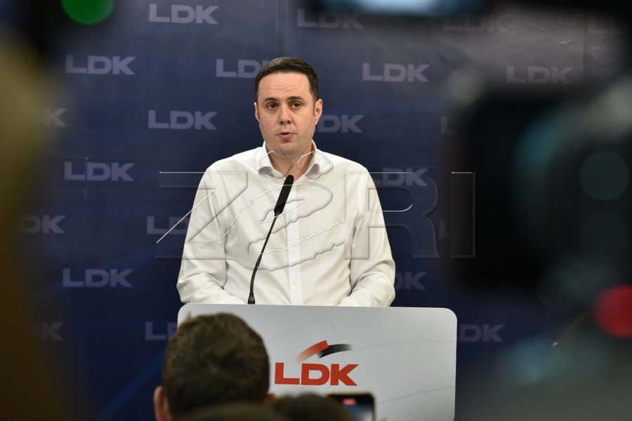 Abdixhiku: LDK-ja tërhiqet nga çdo kërkesë për pozita, vendosim me mbetë në opozitë