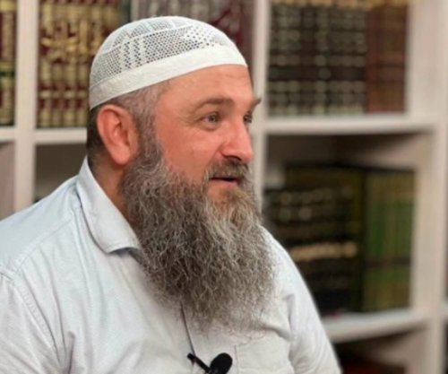 Predikuesi islamik nga Bosnja pritet të dëbohet nga Kosova, BIK-u thotë se s’ishte në dijeni për ardhjen e tij