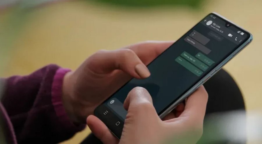 Një mesazh nga një person i njohur mund t’jua marrë WhatsApp-in - si ta ndaloni këtë veprim?