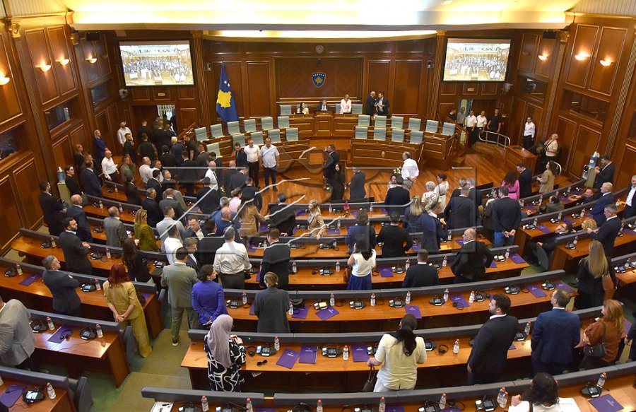 Beqiri: Ngërçi politik po dëmton ekonominë, rrezikohen edhe fondet e BE-së