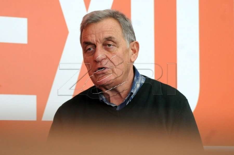 Lladrovci përkujton Ramush Tahirin: Është i paharrueshëm