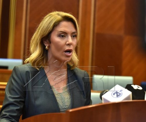 Deliu i reagon Deharit: Arsyetim skandaloz, thirre seancën e respekto rregulloren