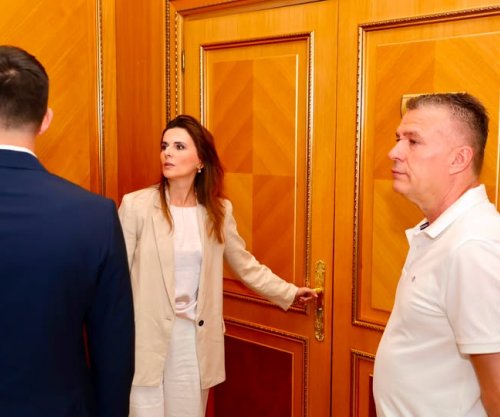 PDK: Dyert e Kuvendit të mbyllura, Republika po mbahet peng nga Kurti