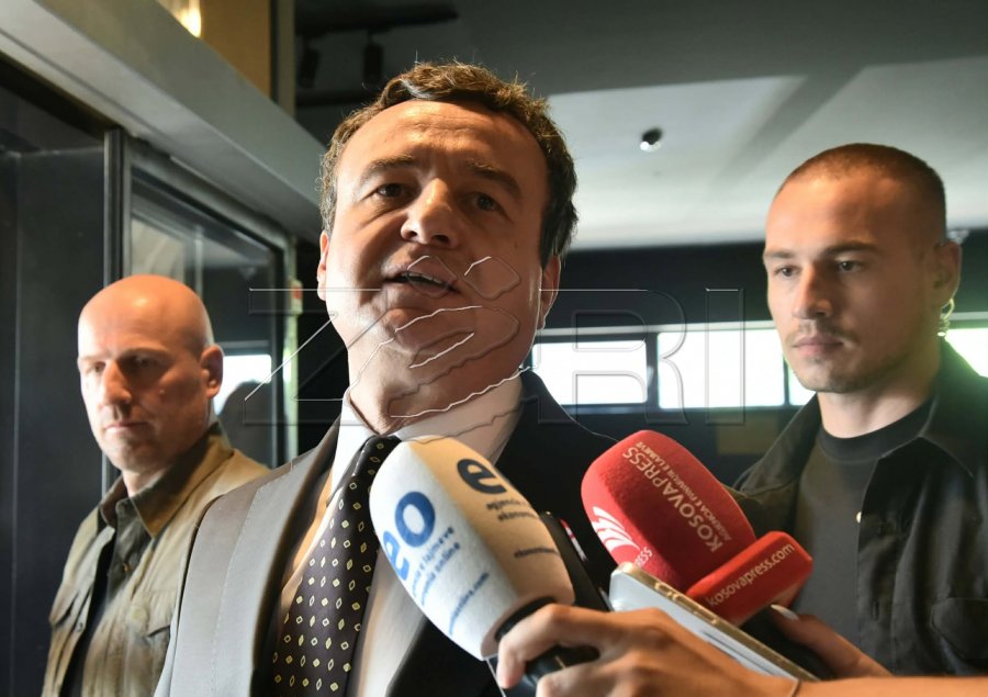 Kurti s’flet për situatën politike: Kryesorja është 30 hektarë, 4.6 kilometra rrugë për Parkun Industrial
