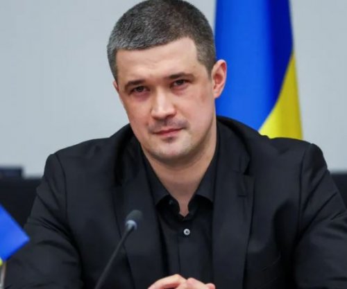 Ish-ministri i Mbrojtjes në Ukrainë kërkon zgjedhje gjatë luftës, sfidë e re për Zelenskyn