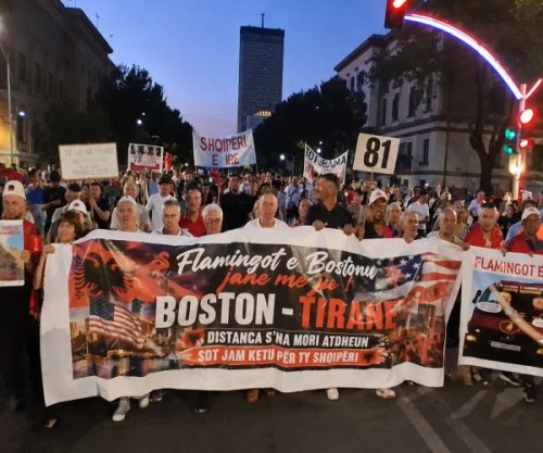 Protesta në Tiranë në ditën e 81-të