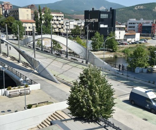 NATO: Rihapja e urës duhet të marrë parasysh nevojat e të gjitha komuniteteve