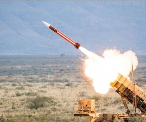 Macroni premton raketa interceptuese për Ukrainën