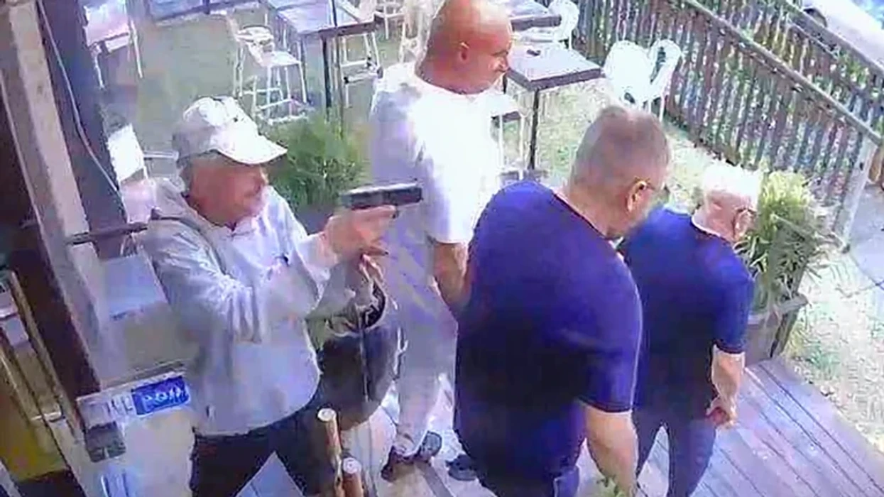 Ekzekutohet me plumb në kokë në mes të ditës bosi i mafias izraelite, publikohen pamjet e sulmit