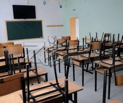 Shkollat po boshatisen, buxhetet komunale po rëndohen – ç’po ndodh me mësimdhënësit nëpër komunat e Kosovës?