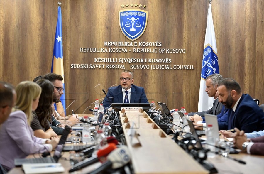 BE-ja shpreh keqardhje për vendimin e KGjK-së për gjyqtarët serbë