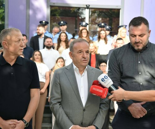 Deharit i kërkohet thirrja e seancës në orën 11:00, PDK-ja e Aleanca sërish do të shkojnë në sallë