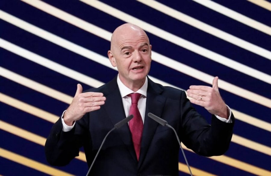 “The Times” zbulon pagesat e padeklaruara të Infantinos