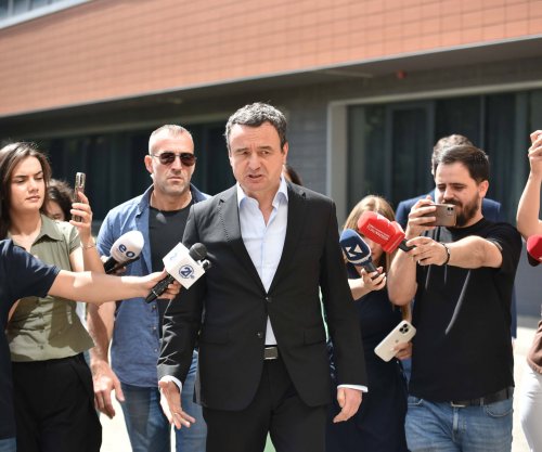 “Urojmë të arrijmë marrëveshje”, Kurti shkon në Kuvend për takim me Abdixhikun