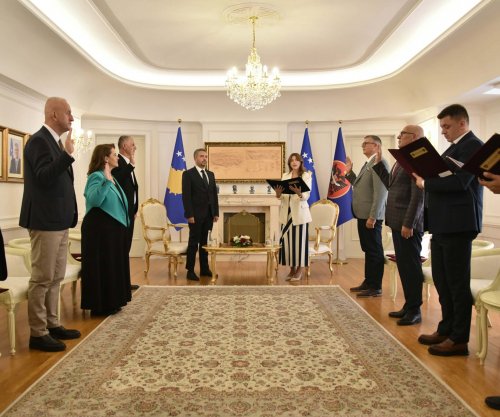 Emri i dytë i PDK-së s’u emërua, Haxhiu deklarohet pas betimit të anëtarëve të KQZ-së