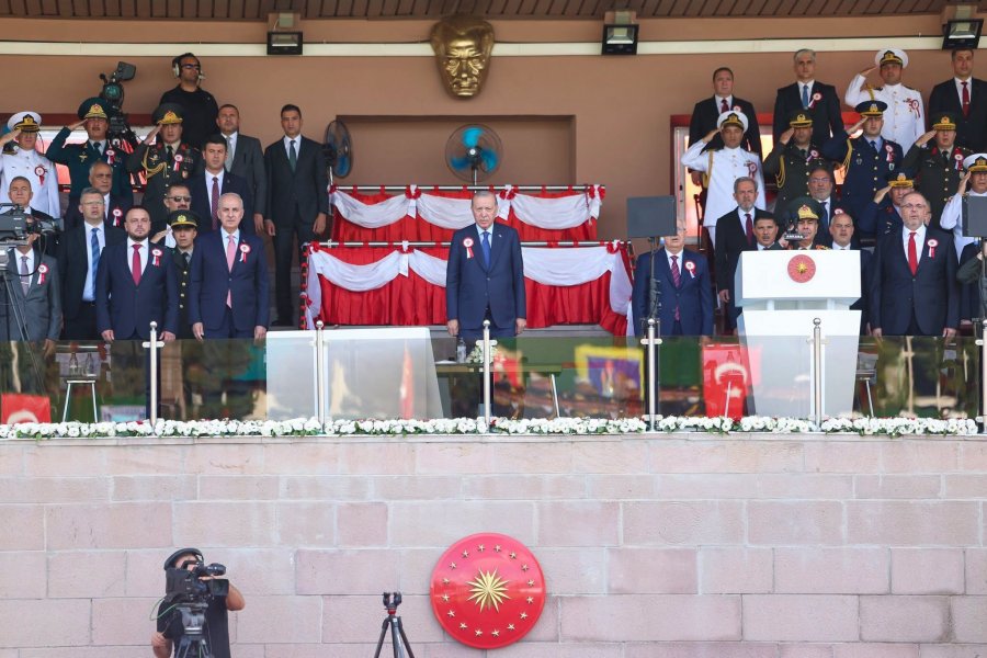 Pesë kadetë nga Kosova diplomojnë në Akademinë Ushtarake në Turqi
