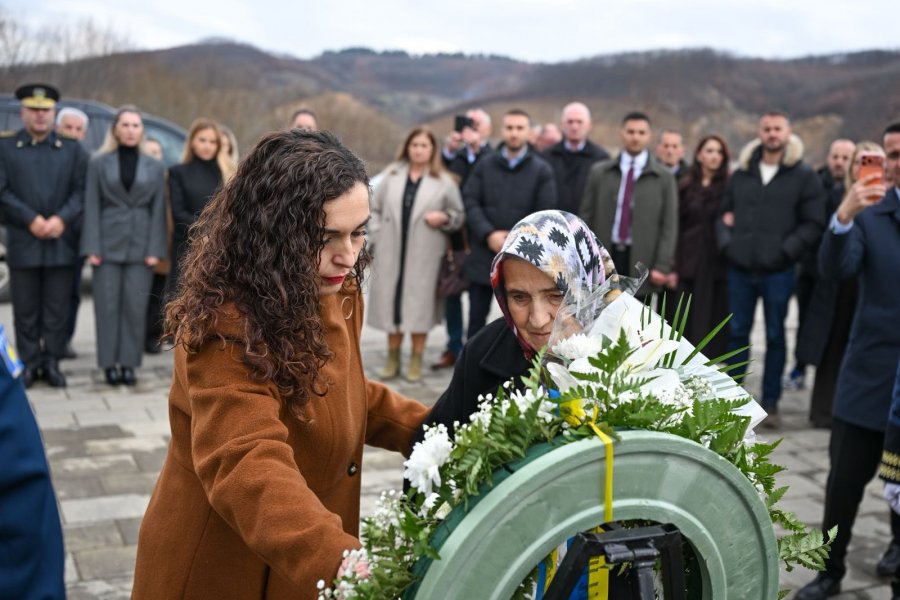 Osmani kujton Elfete e Mentor Humollin: Guximi i tyre na frymëzon përjetësisht