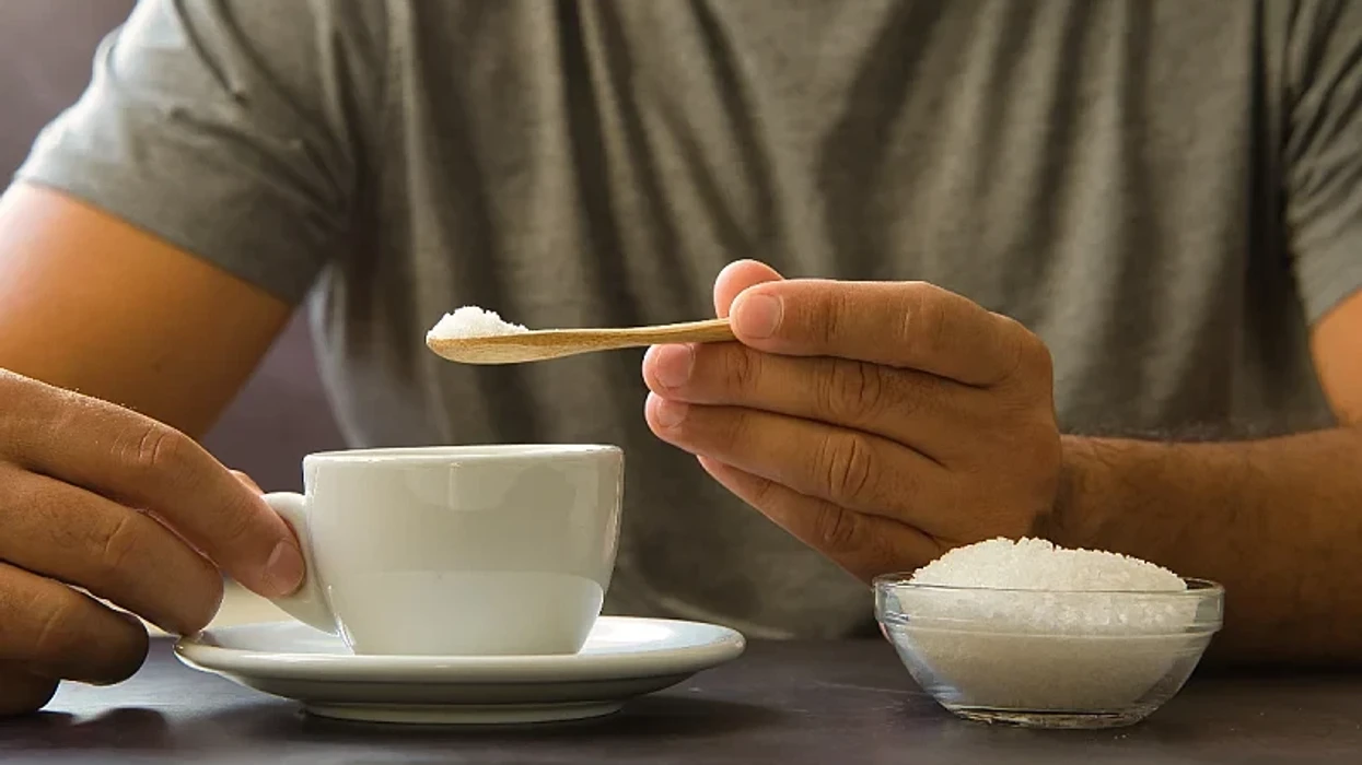 Këto shenja delikate tregojnë se po konsumoni shumë karbohidrate, mos i injoroni ato