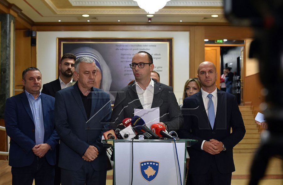 Lista Serbe, kundër arrestimit të të dyshuarve për krime lufte në Zubin Potok