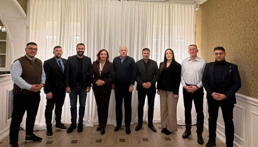 Krasniqi: Grupi Parlamentar Multietnik, i përkushtuar ta japë kontributin për formimin e institucioneve